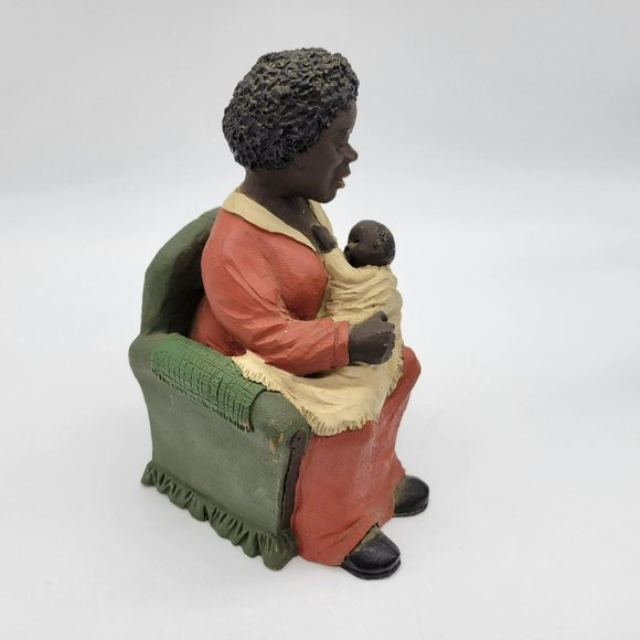 Resin Artist Sculpture A A Nursing Mother with Child Signed T.N.T. 460 - Picture 7 of 14